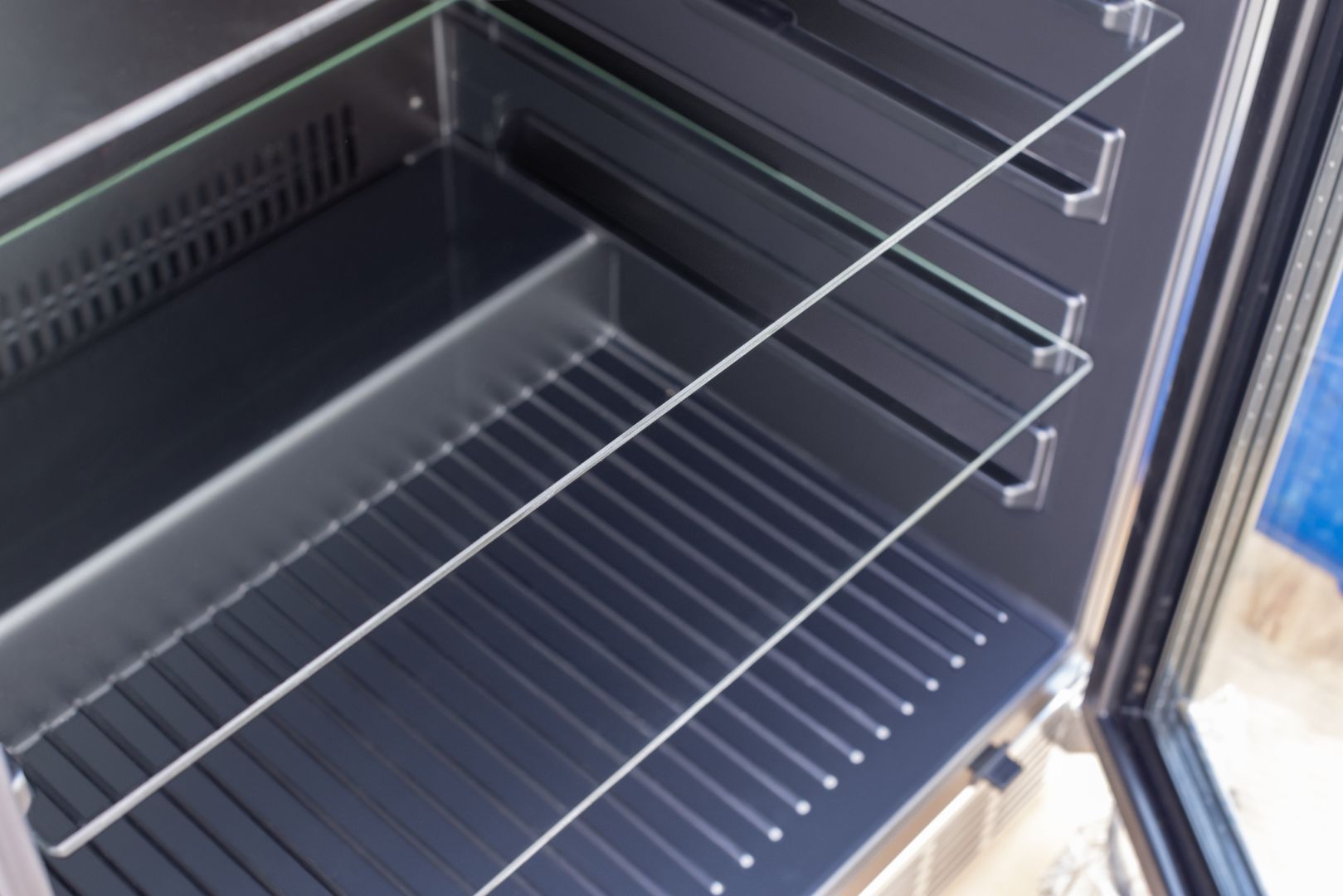 24" Outdoor Rated Refrigerator w/ Glass Door