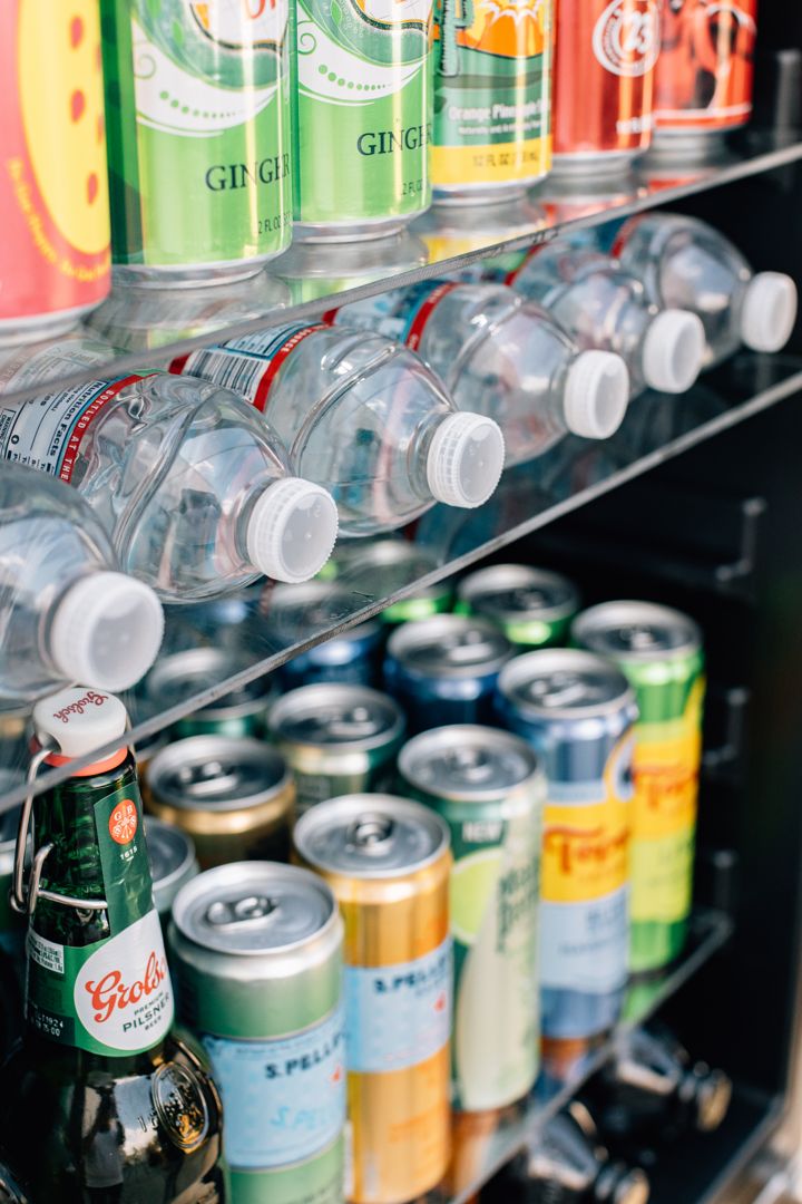 24" Outdoor Rated Refrigerator / Right Handle