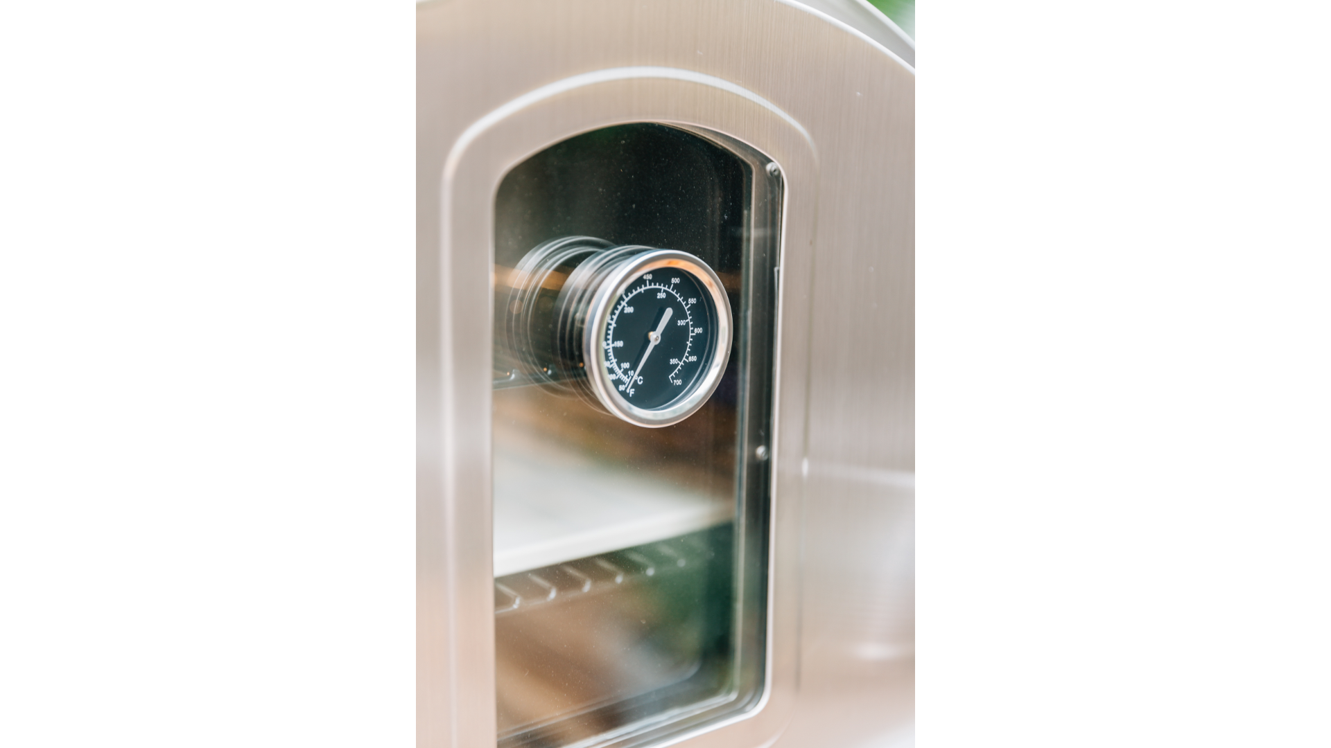 The Built-In Outdoor Oven