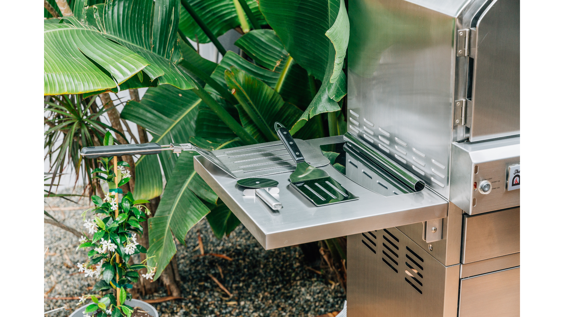 The Freestanding Outdoor Oven