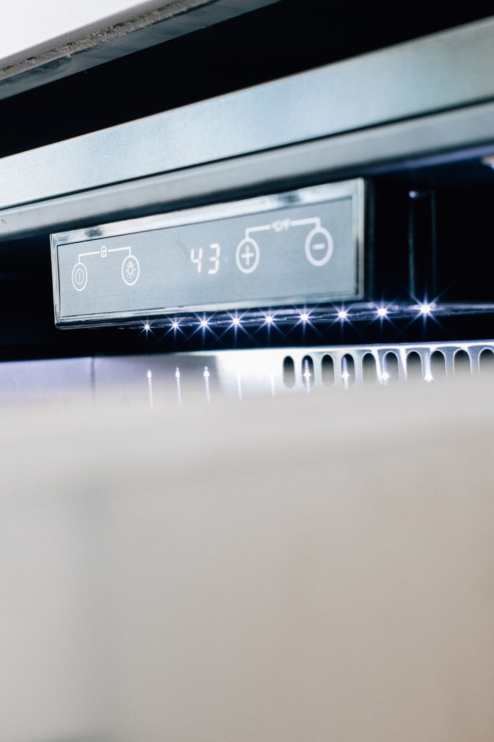 24" Outdoor Rated 2-Drawer Refrigerator