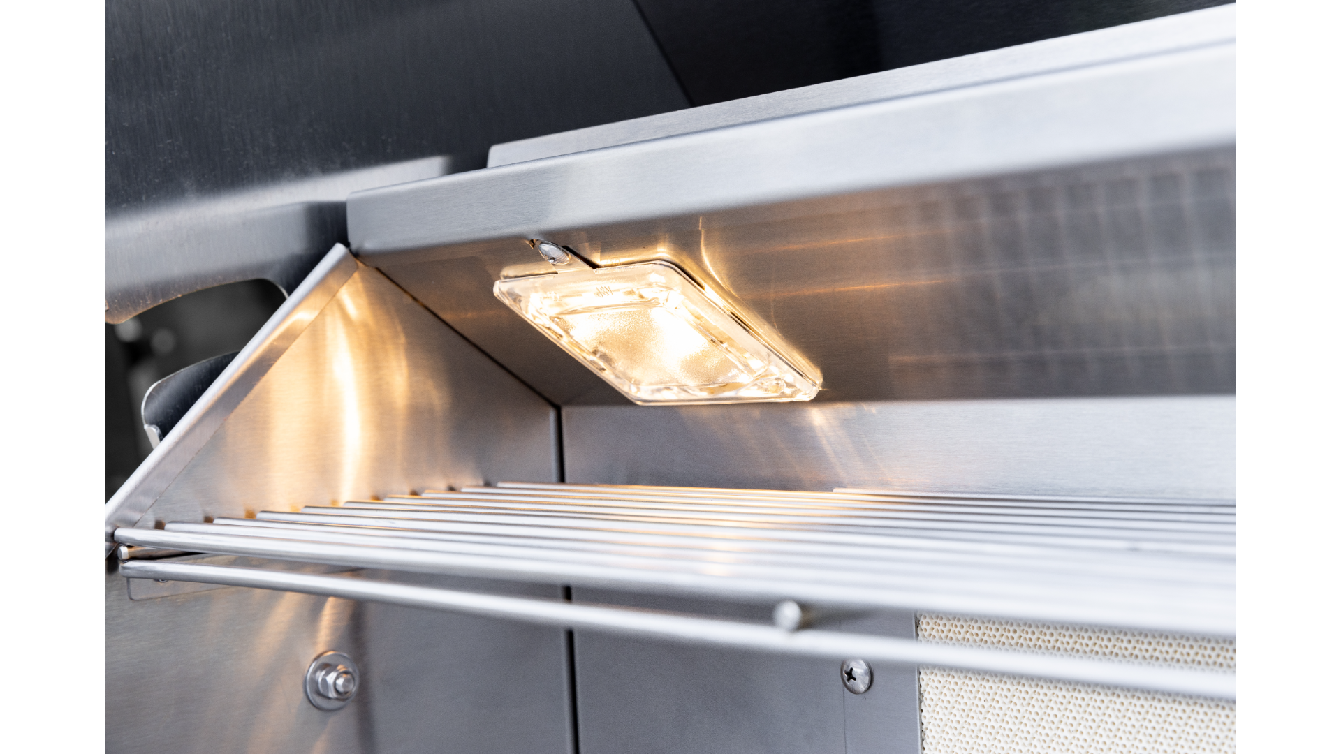 32" Sizzler PRO Grill